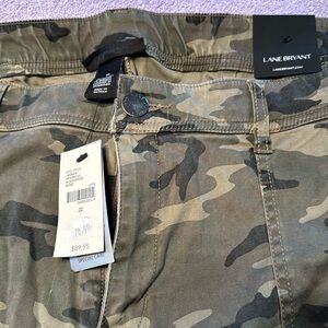 Lane Bryant camouflage skinny pants size 22